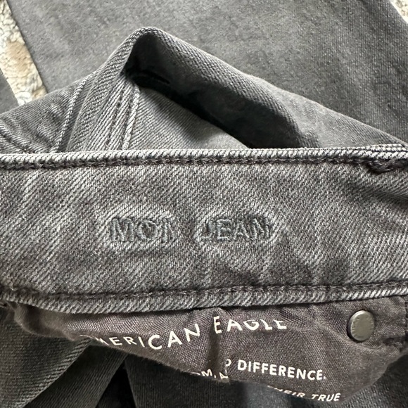 American Eagle Mom Jeans - Picture 4 of 4